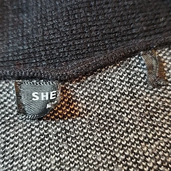 SHEIN BLACK WHITE HEART LONG SLEEVE BUTTON-UP SWEATER CARDIGAN - Picture 10 of 11